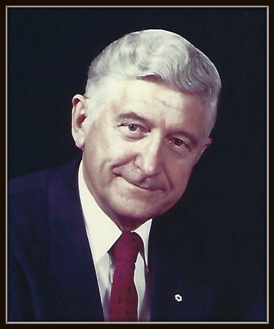 Dr. Gordon Cunningham O.D., C.M.